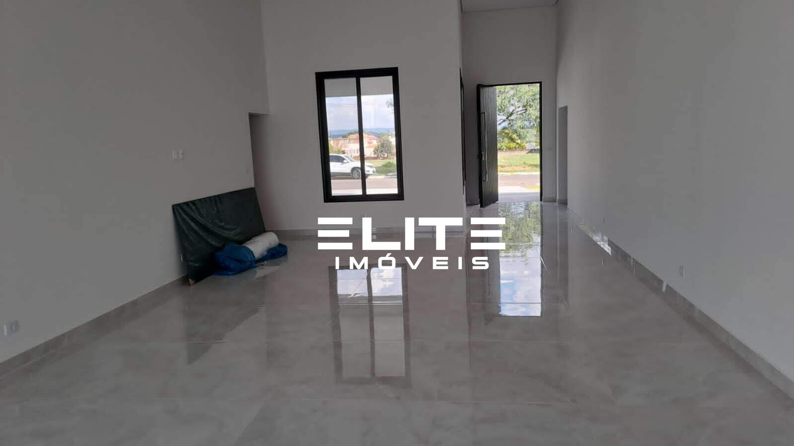 Casa à venda no Parque Village Castelo: 