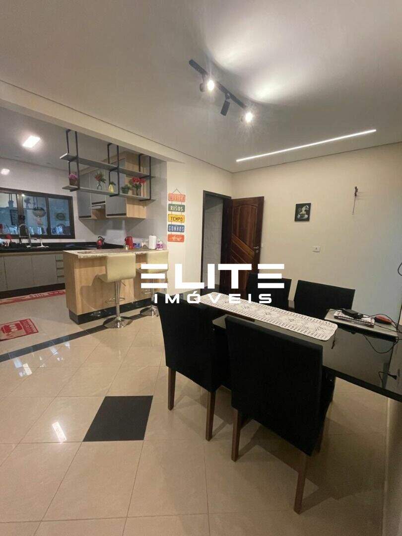 Sobrado à venda no Vila Camilópolis: 