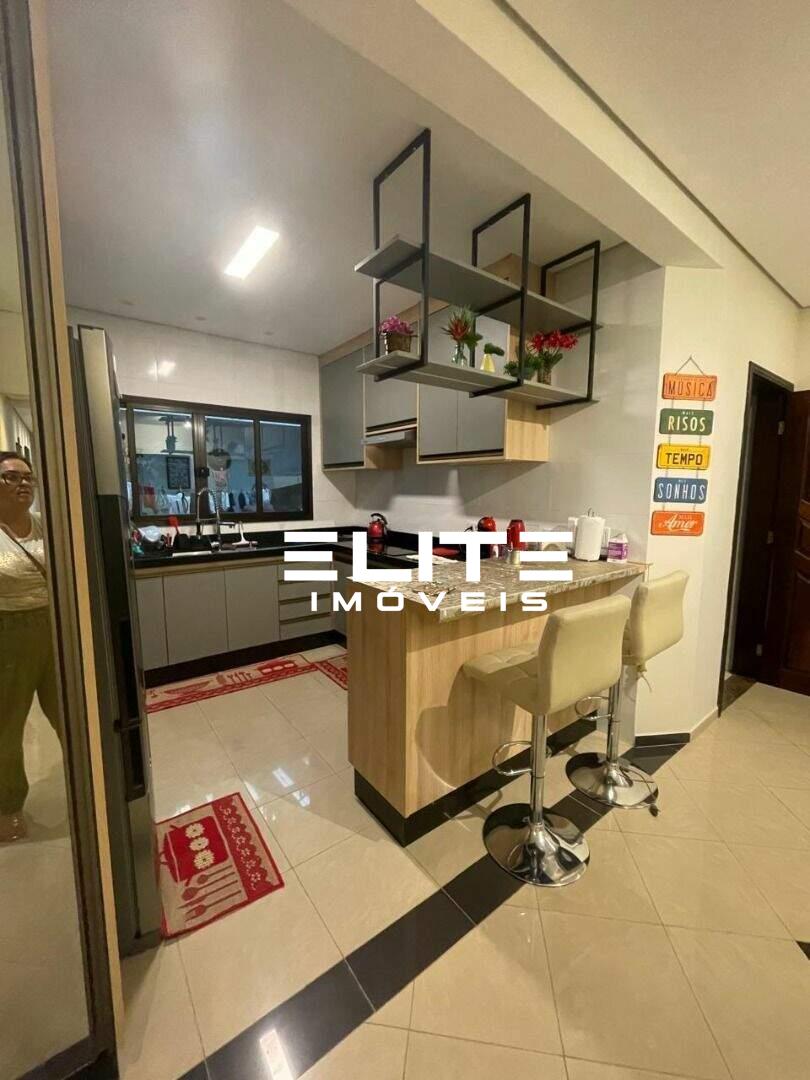 Sobrado à venda no Vila Camilópolis: 