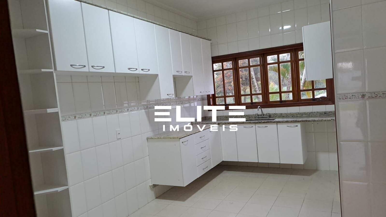 Casa à venda no Parque Village Castelo: 