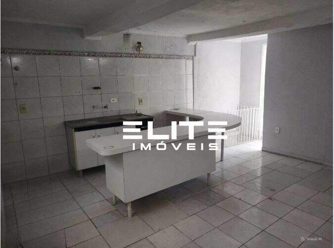 Sobrado à venda no Vila Aquilino: 