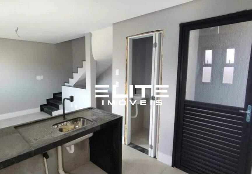 Sobrado à venda no Vila Alzira: 