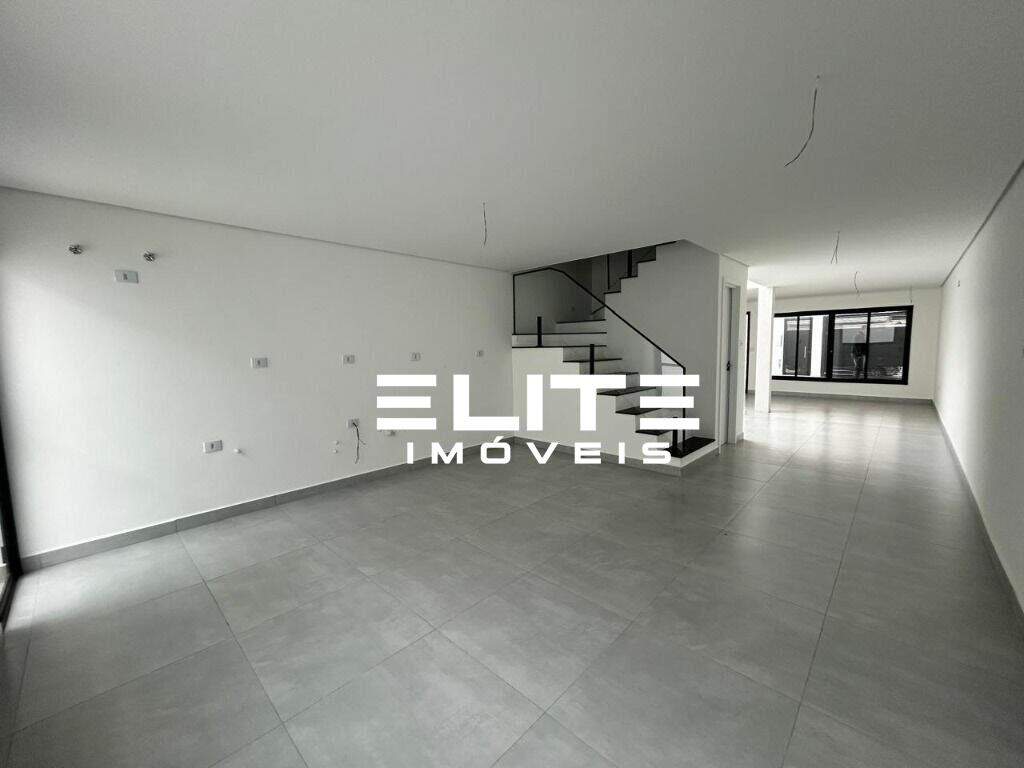 Sobrado à venda no Jardim Bela Vista: 