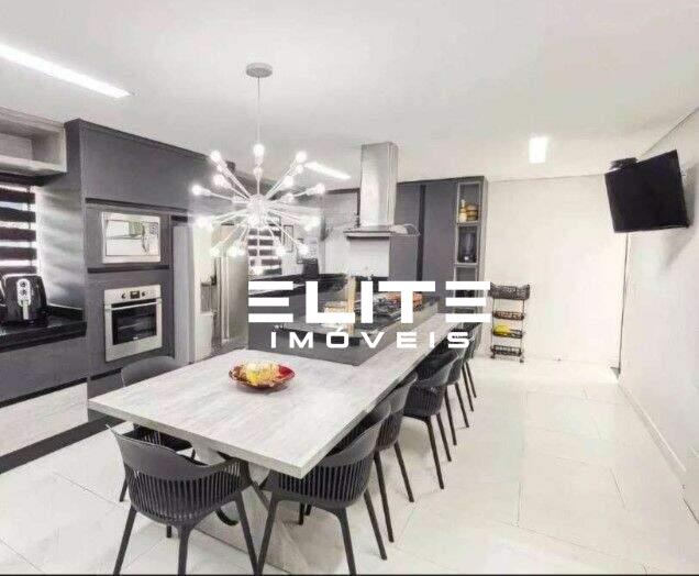 Sobrado à venda no Vila Pires: 