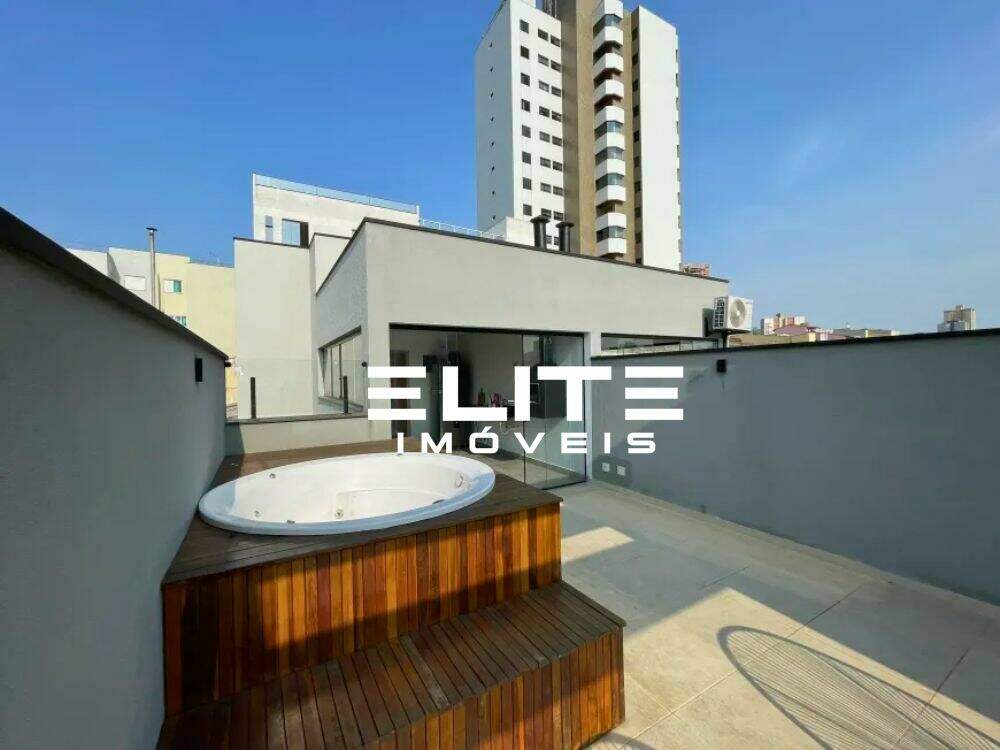 Cobertura à venda no Campestre: 