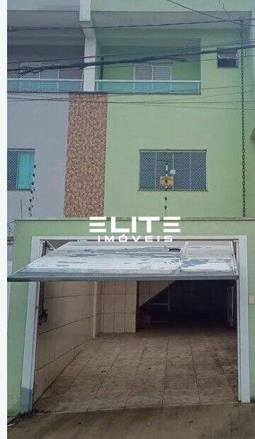 Sobrado à venda no Vila Linda: 