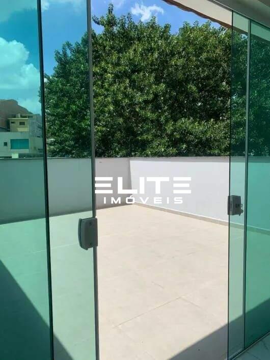 Cobertura à venda no Utinga: 