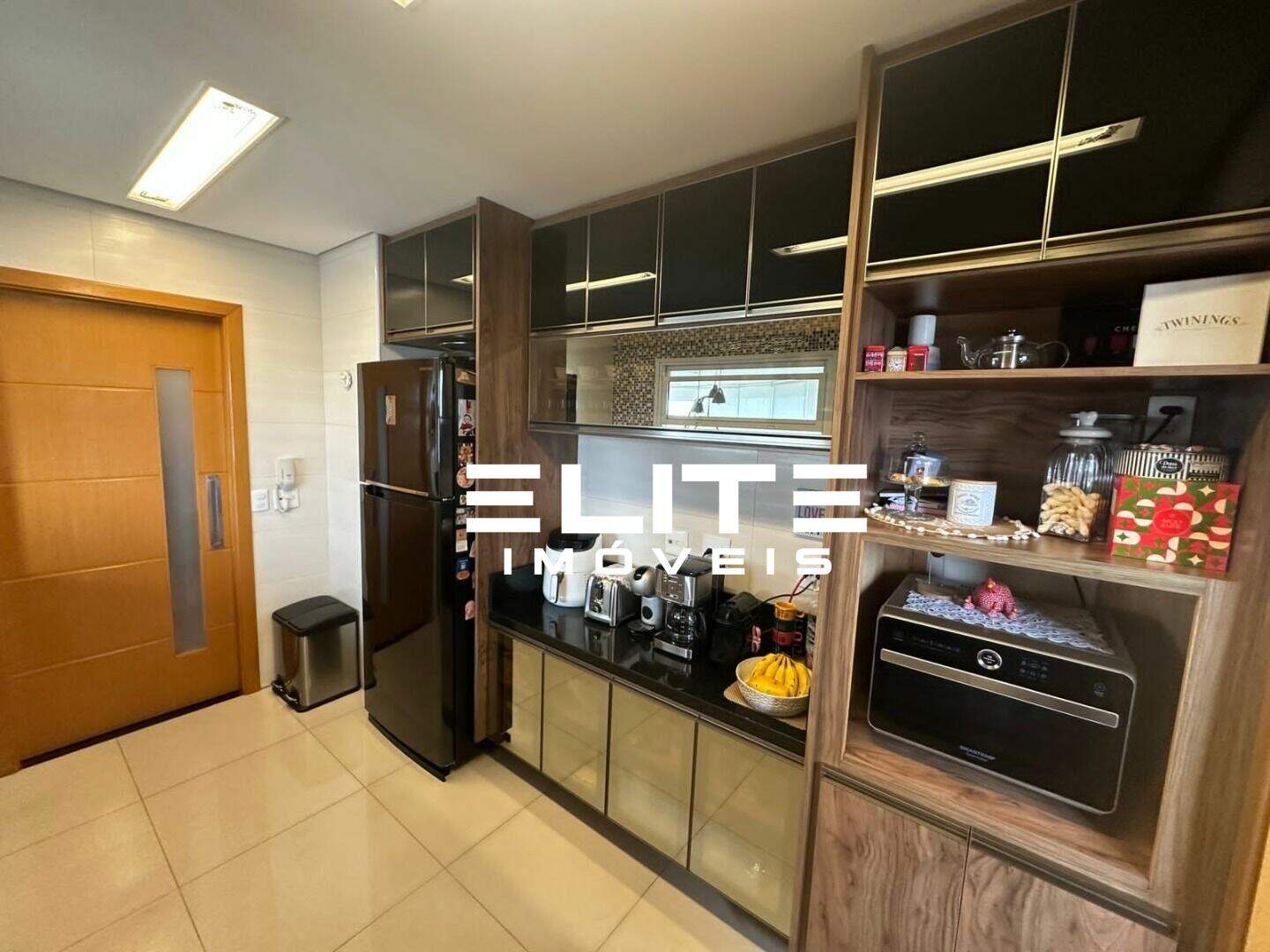 Apartamento à venda no Vila Scarpelli: 