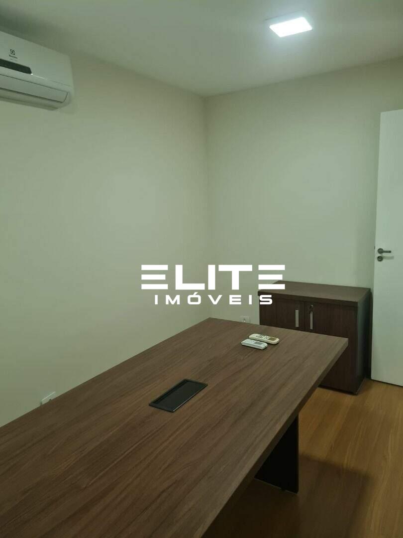 Sala à venda no Vila Bastos: 