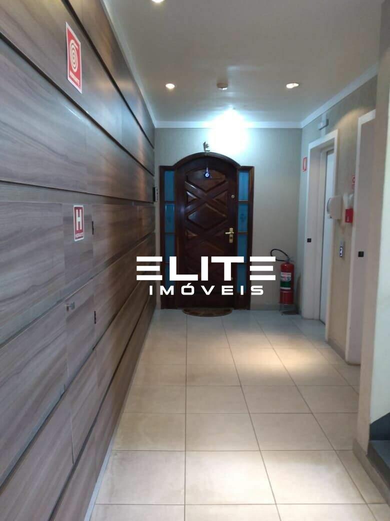 Sala à venda no Centro: 