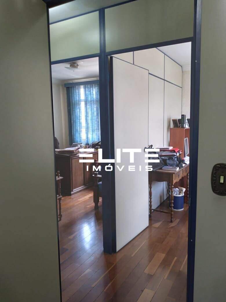 Sala à venda no Centro: 