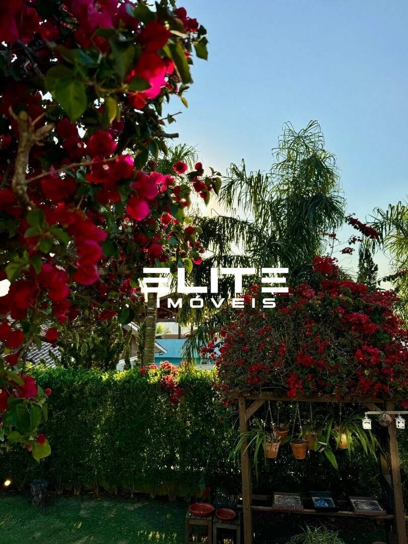 Sobrado à venda no Condomínio Jardim Flamboyan: 
