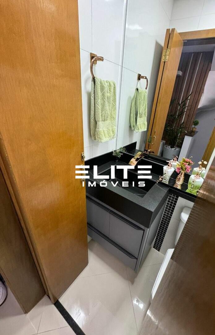 Sobrado à venda no Campestre: 