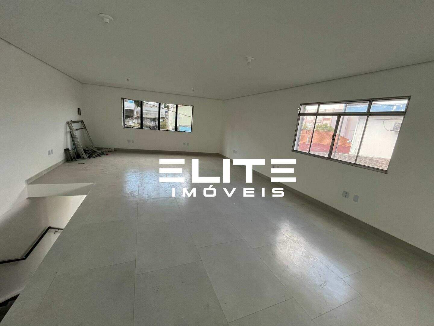 Salão à venda no Cerâmica: 