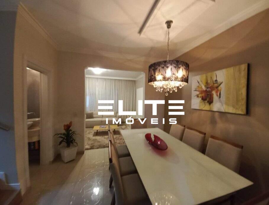 Sobrado à venda no Jardim Stella: 