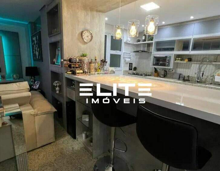 Sobrado à venda no Bairro Jardim: 