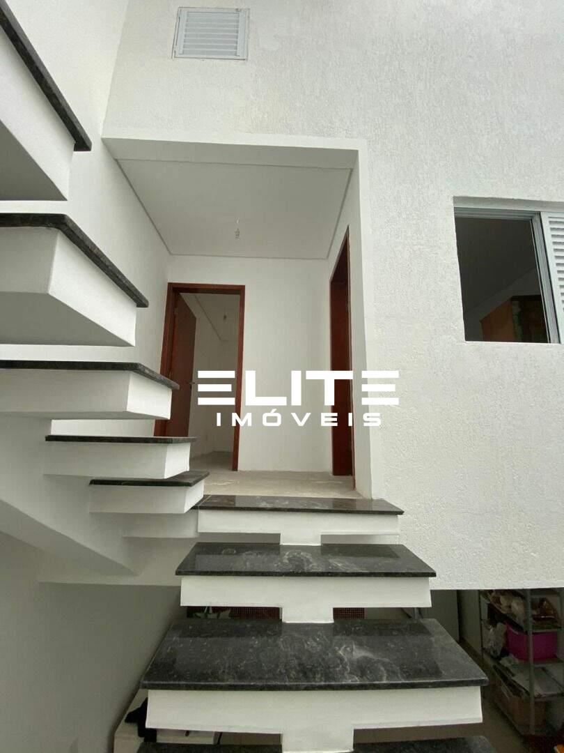 Sobrado à venda no Vila Pinheirinho: 