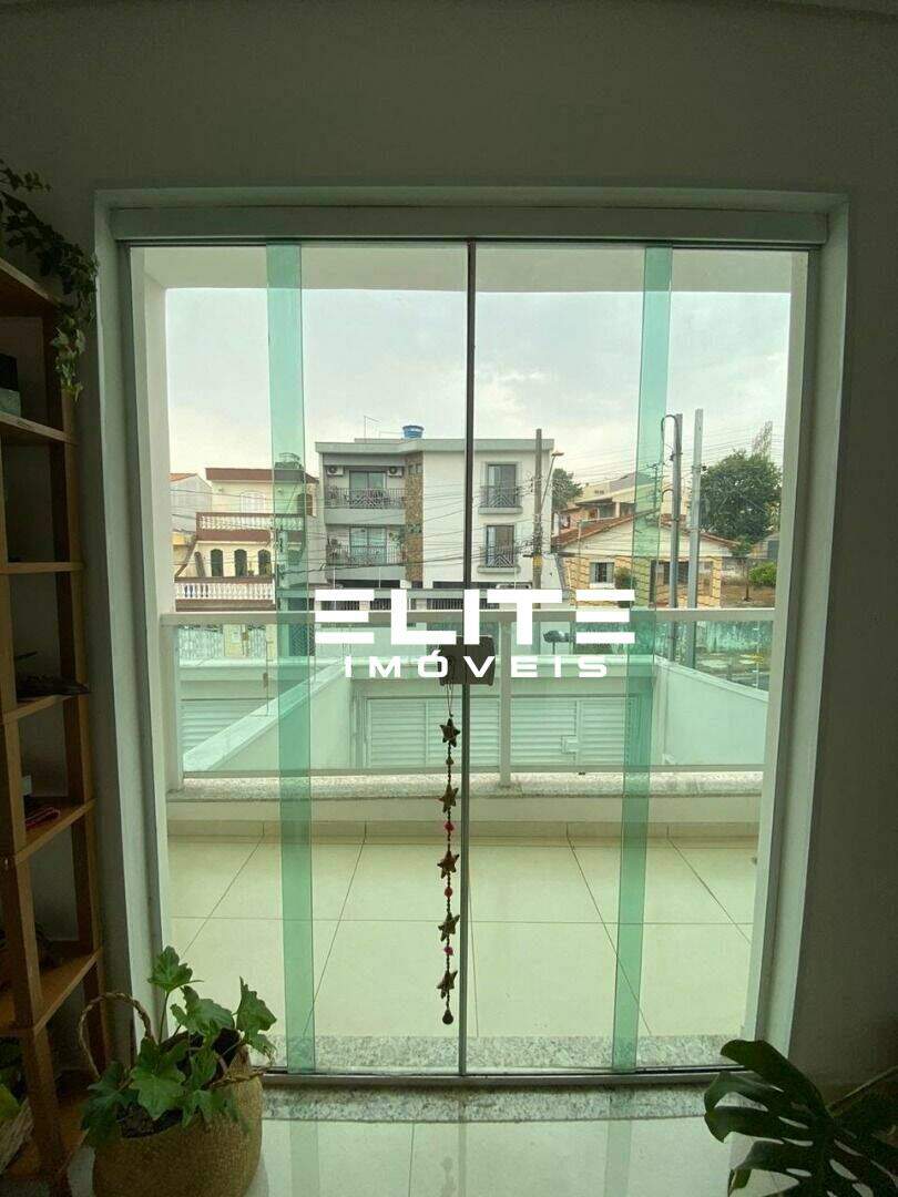 Sobrado à venda no Vila Pinheirinho: 