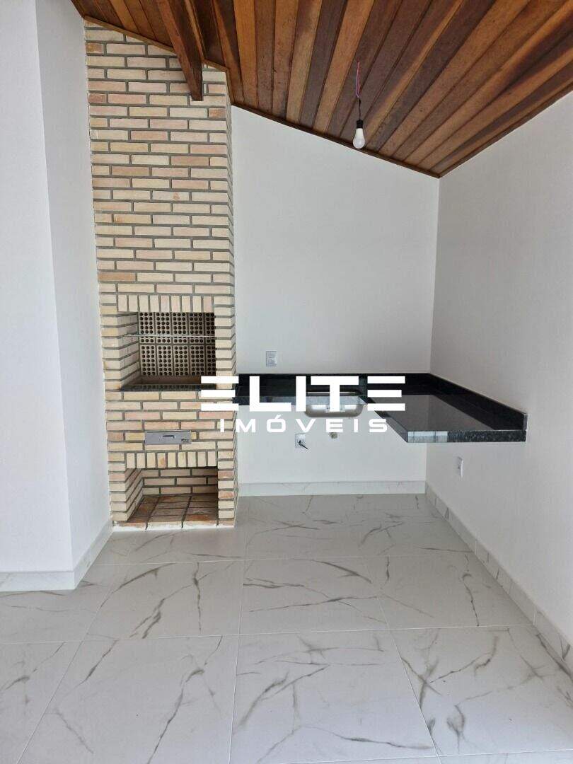 Cobertura à venda no Campestre: 