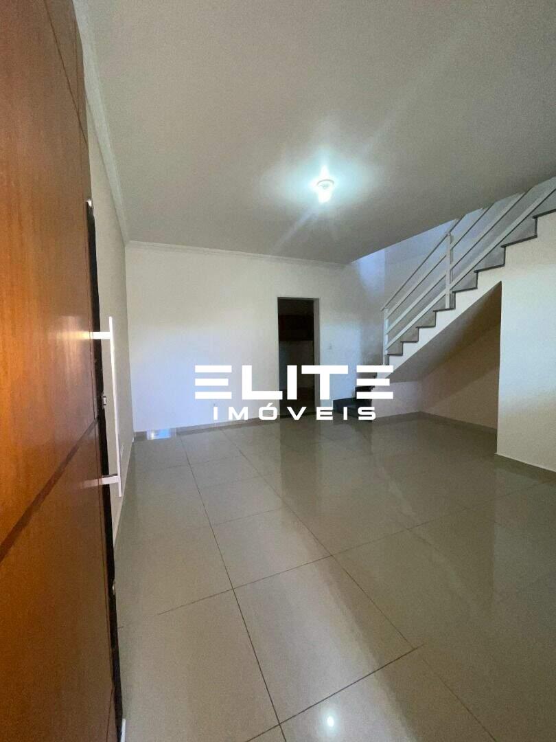 Sobrado à venda no Vila Linda: 