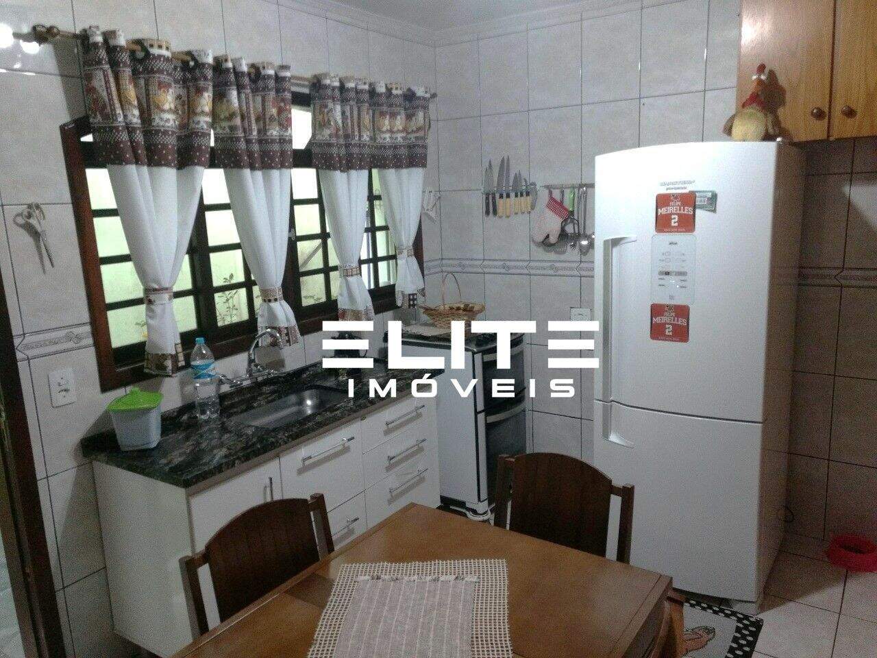 Sobrado à venda no Vila Eldízia: 