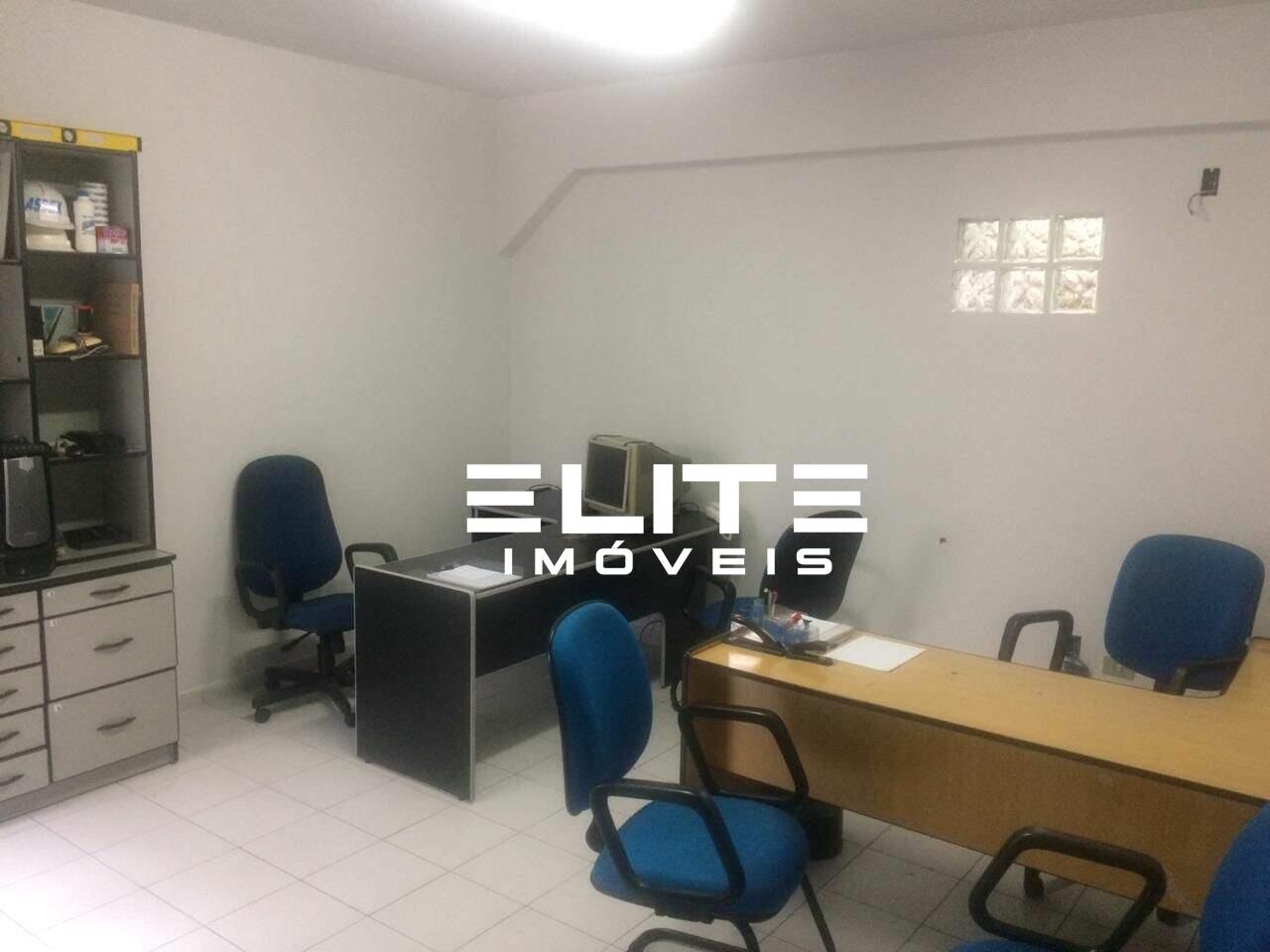 Prédio à venda no Centro: 