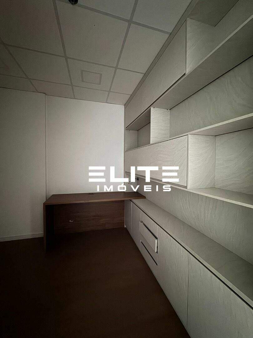 Sala à venda no Vila Baeta Neves: 