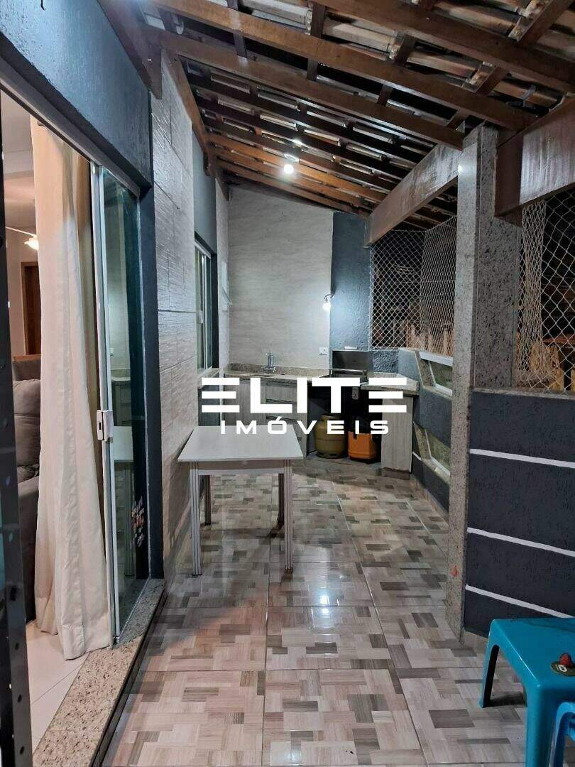 Sobrado à venda no Vila Linda: 