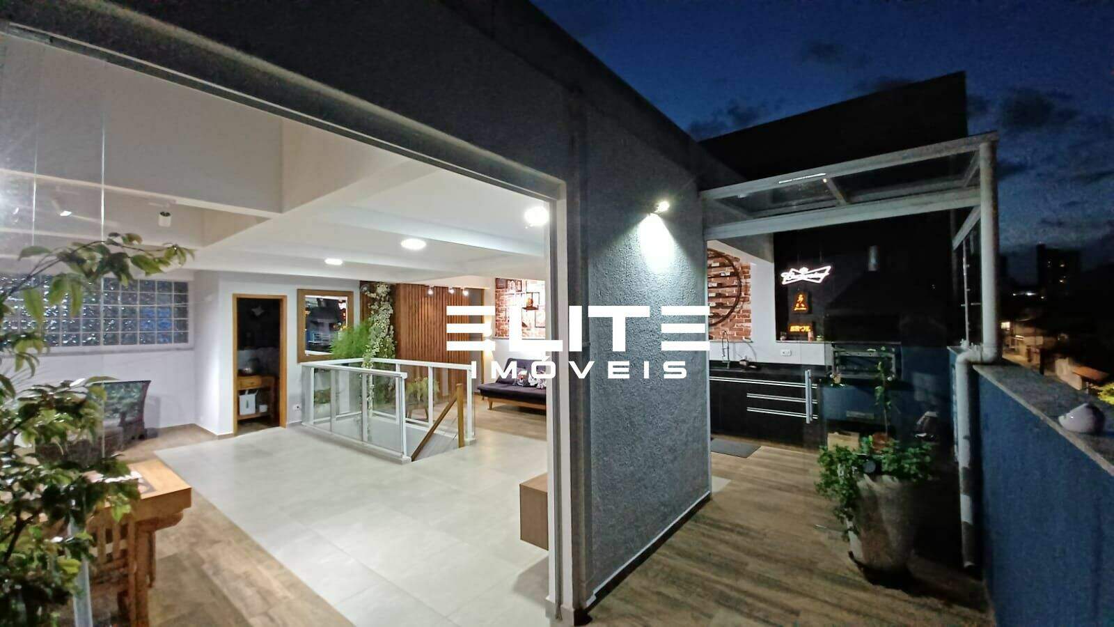 Cobertura à venda no Vila Marlene: 