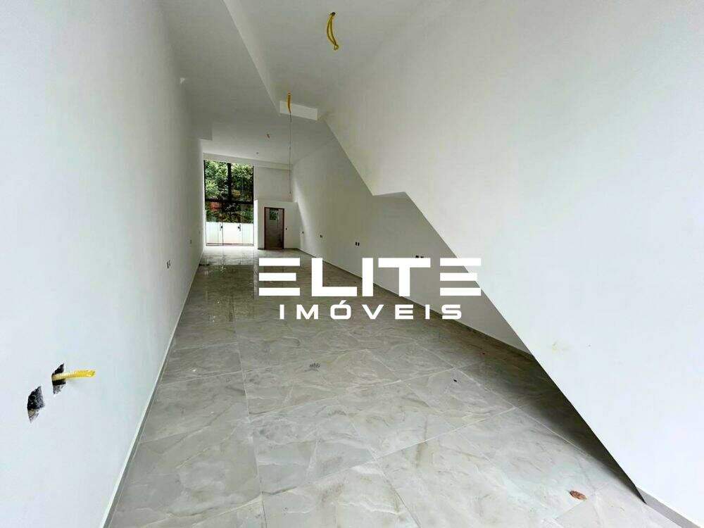 Salão à venda no Parque das Nações: 