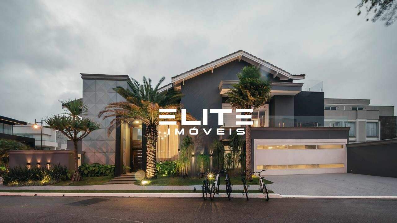 Sobrado à venda no Cerâmica: 