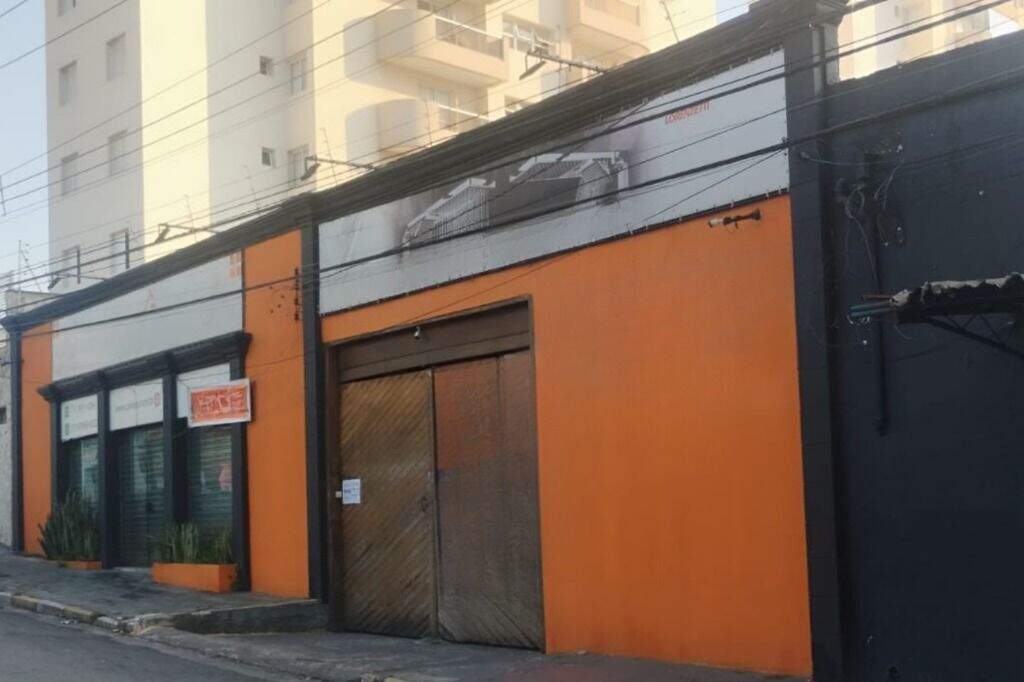 Salão à venda no Campestre: 