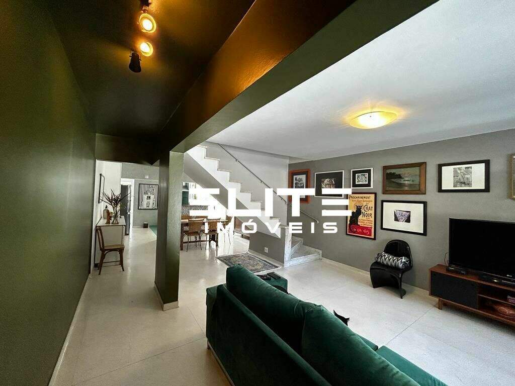 Sobrado à venda no Vila Gilda: 