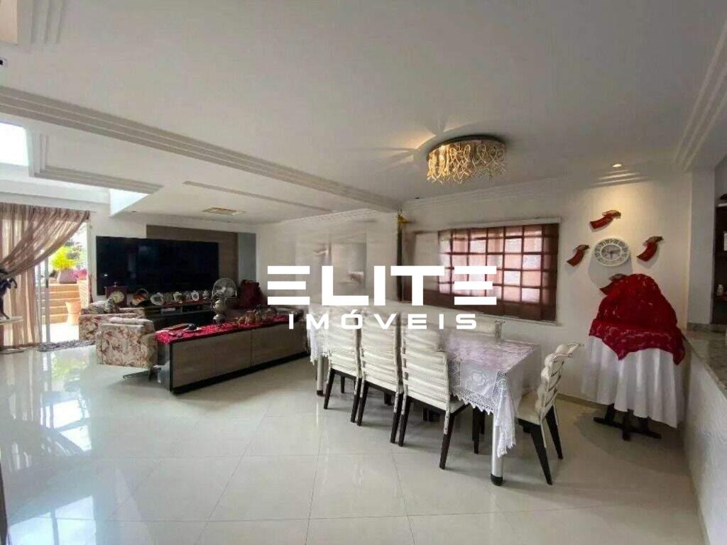 Cobertura à venda no Bairro Jardim: 