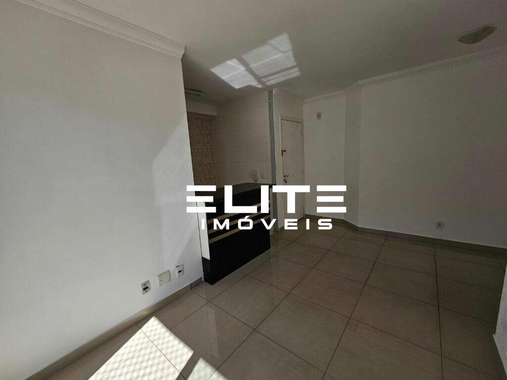 Apartamento à venda no Vila Alzira: 