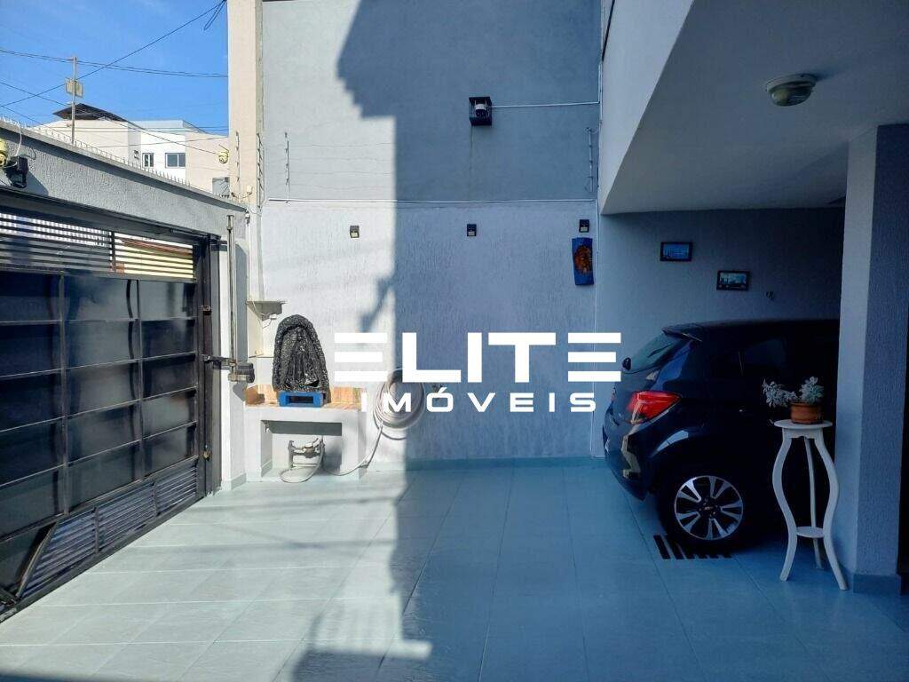 Sobrado à venda no Santa Maria: 