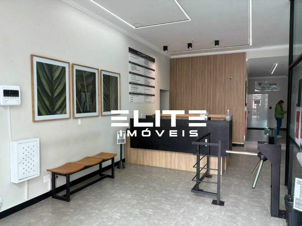 Sala à venda no Centro: 