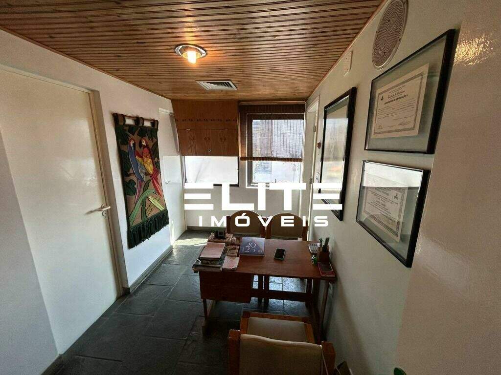 Sala à venda no Centro: 