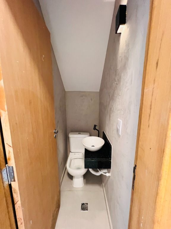 Sobrado à venda no Parque Novo Oratório: 