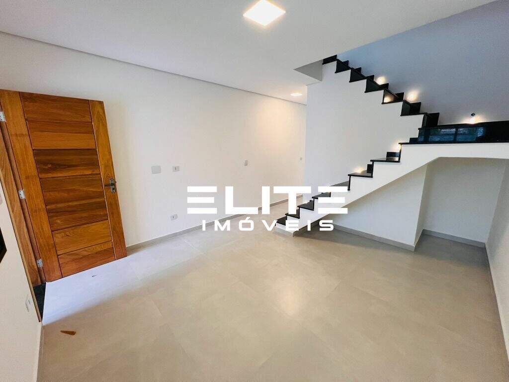 Sobrado à venda no Parque Novo Oratório: 