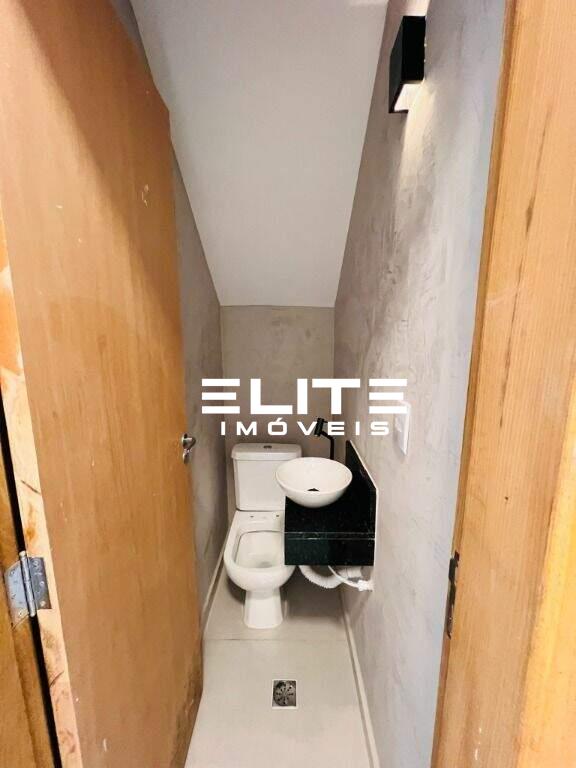 Sobrado à venda no Parque Novo Oratório: 