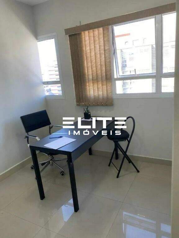 Sala à venda no Centro: 