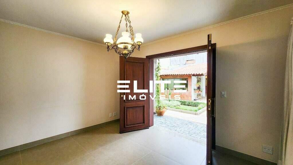 Sobrado à venda no Vila Gilda: 