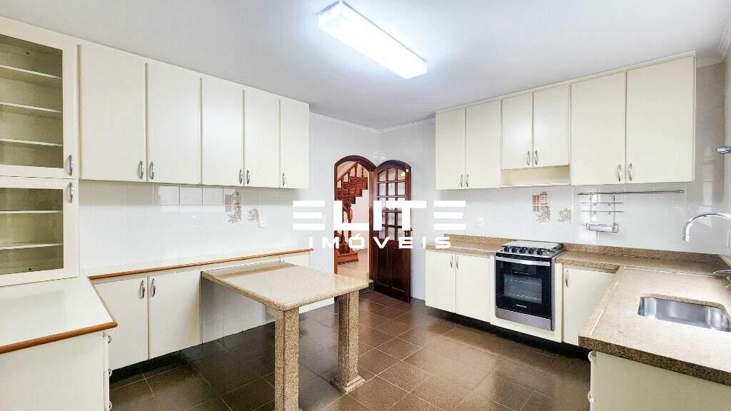 Sobrado à venda no Vila Gilda: 