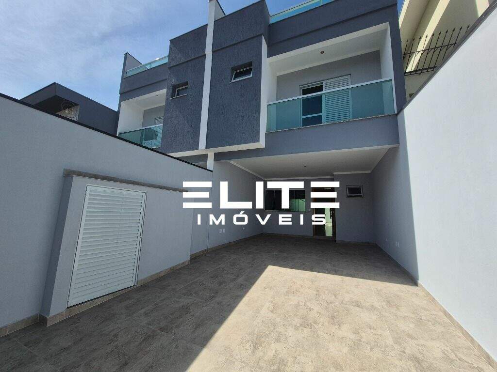 Sobrado à venda no Vila Scarpelli: 