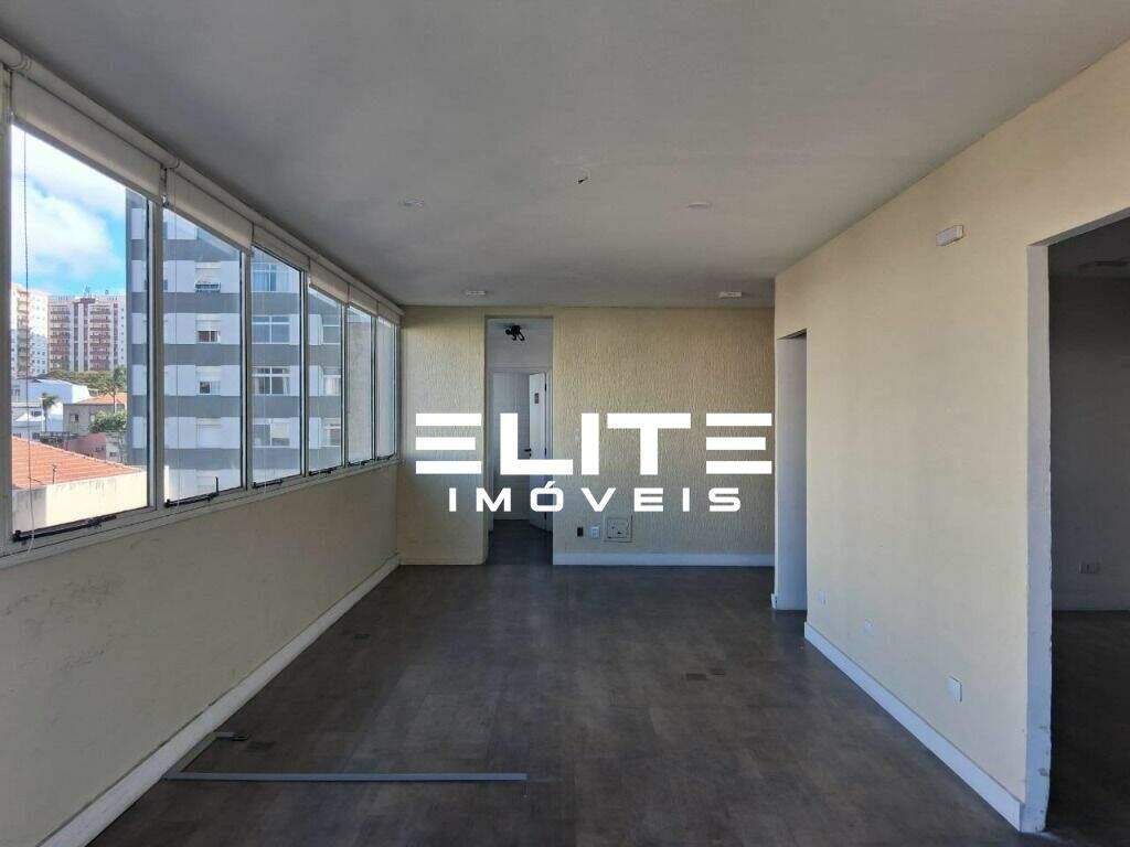 Sala à venda no Centro: 