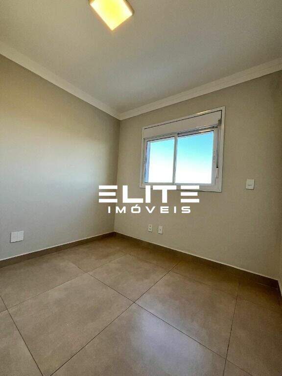 Apartamento à venda no Vila Scarpelli: 