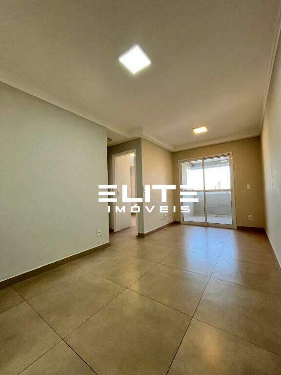 Apartamento à venda no Vila Scarpelli: 