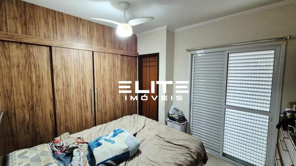 Sobrado à venda no Vila Assunção: Suíte