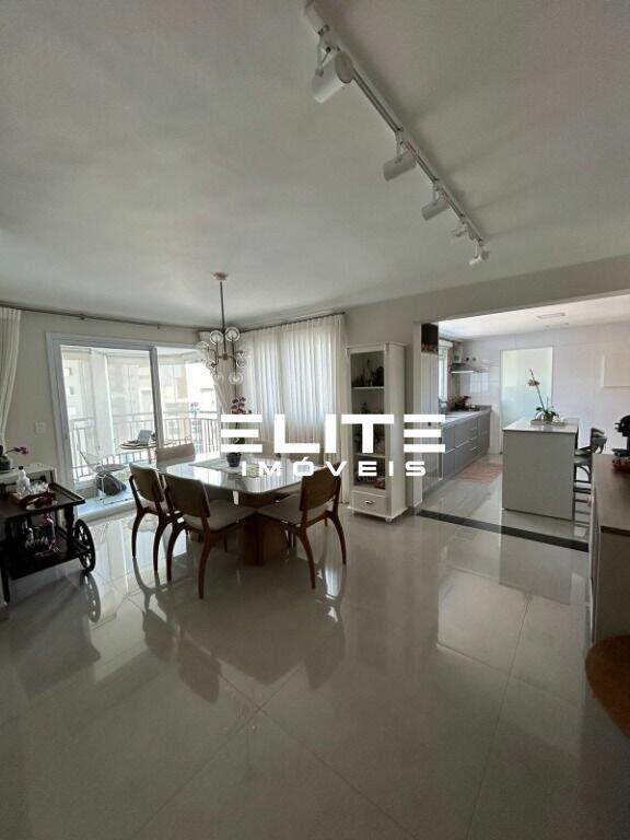 Apartamento à venda no Vila Valparaíso: 